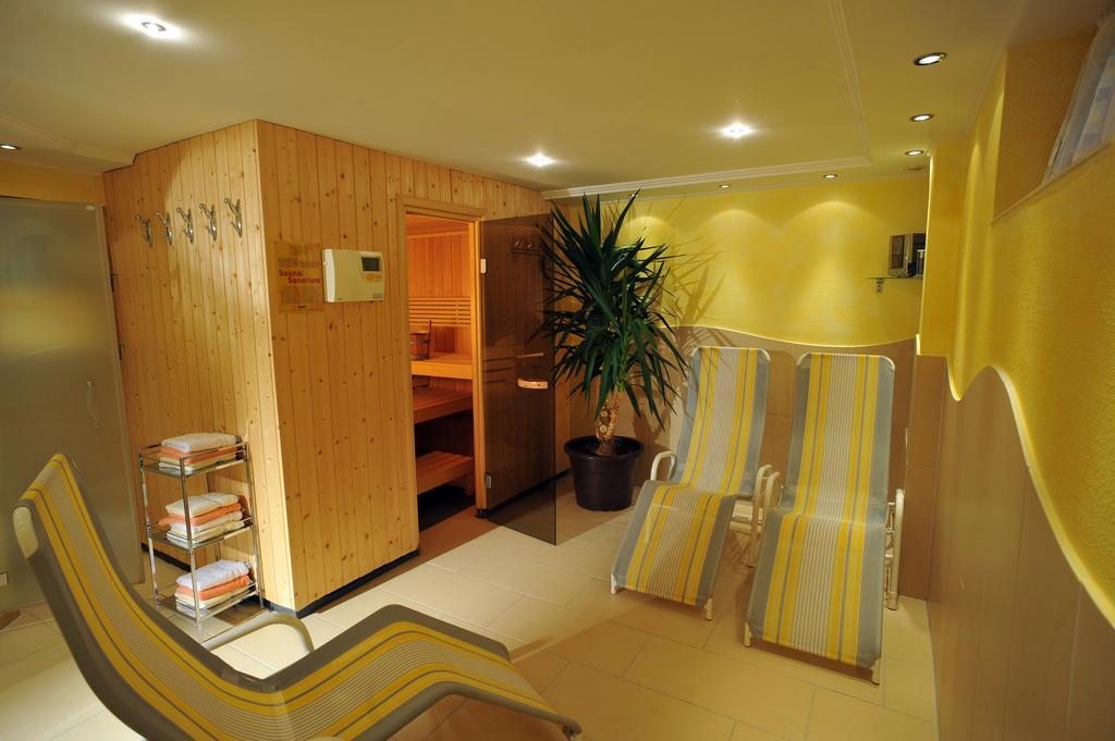 Gaestehaus Hoelzl อิทเทอร์ ภายนอก รูปภาพ